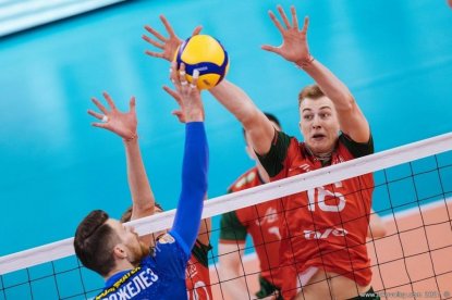 Волейбол: «Локомотив» в матче группового этапа «Финала шести» уступил «Кузбассу», но продолжит борьбу за чемпионство