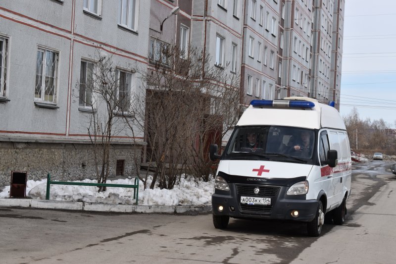 Три пенсионера скончались за сутки от коронавируса в Новосибирской области