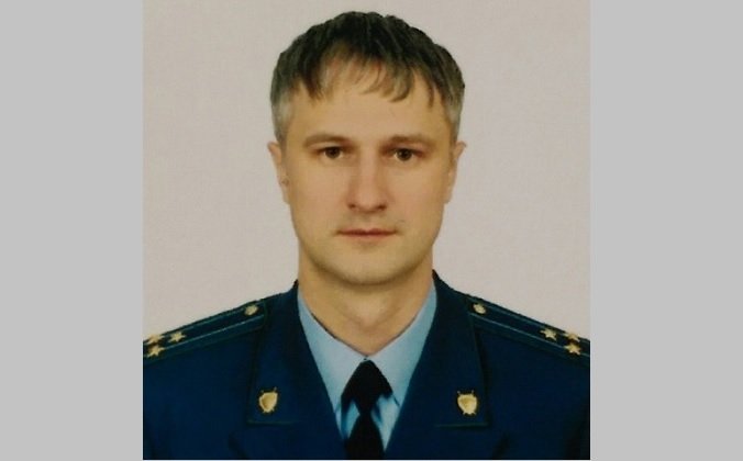 Суд отпустил экс-прокурора Новосибирска Дениса Ференца из СИЗО