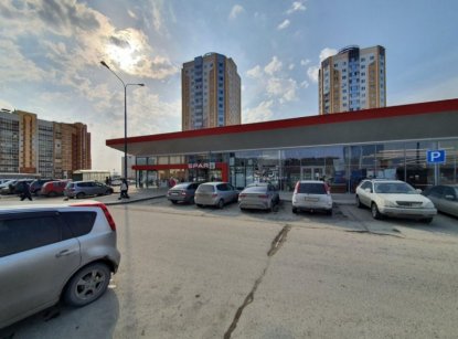 На месте «Горожанок» в Новосибирске открываются супермаркеты SPAR и «Хороший выбор»