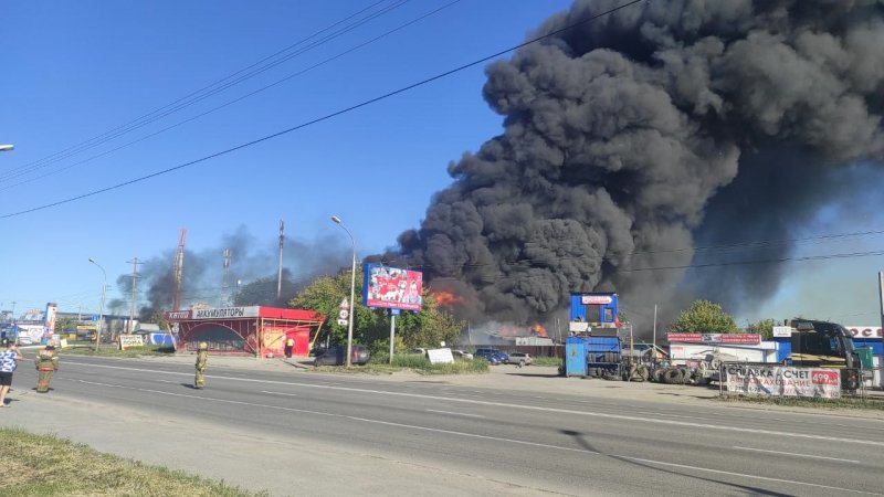 Полиция ищет пострадавших на взорвавшейся газовой заправке на Гусинобродском шоссе