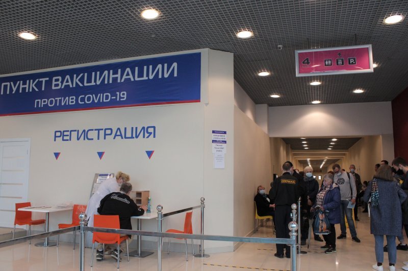 Новая партия вакцины от COVID-19 поступила в Новосибирскую область