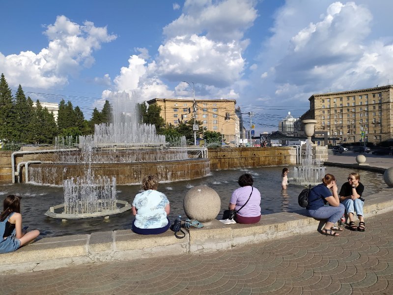 Экстренное предупреждение из-за надвигающейся жары объявили в Новосибирской области