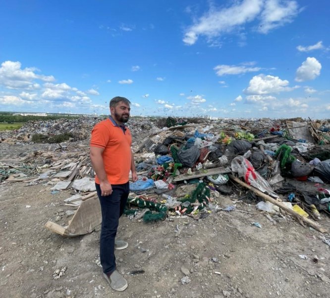 «Мэр за базаром не следит»: депутат Украинцев обвинил Локтя в халатности и ненадлежащей охране «Левобережного» мусорного полигона