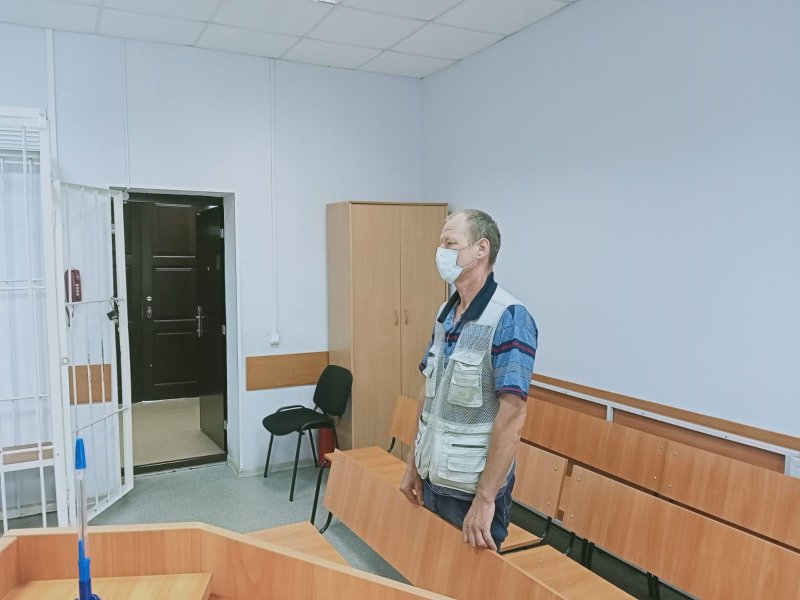 Сборщика лома осудили на полтора года за гибель ребенка от удара током в Новосибирске