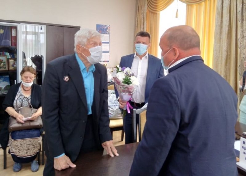 Ветеран ВОВ, которого выгнал из квартиры пасынок, получил сертификат на покупку жилья под Новосибирском