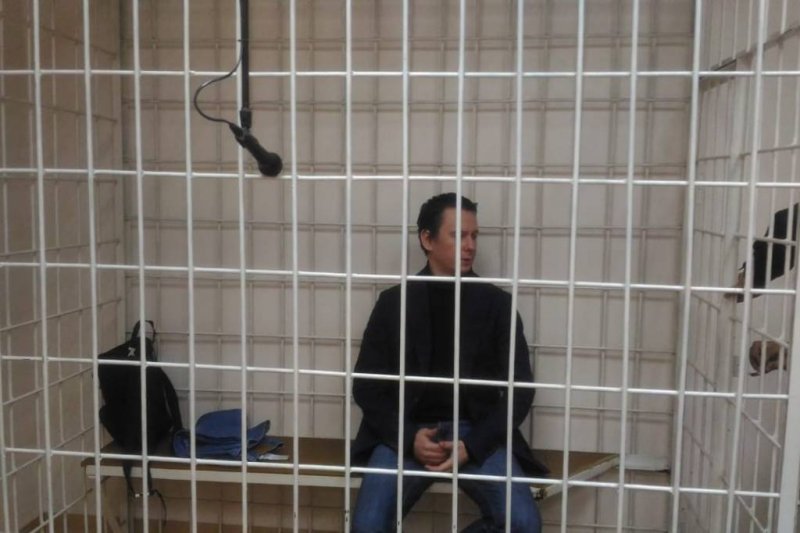 Скандально известного журналиста Николая Сальникова снова отправили в СИЗО