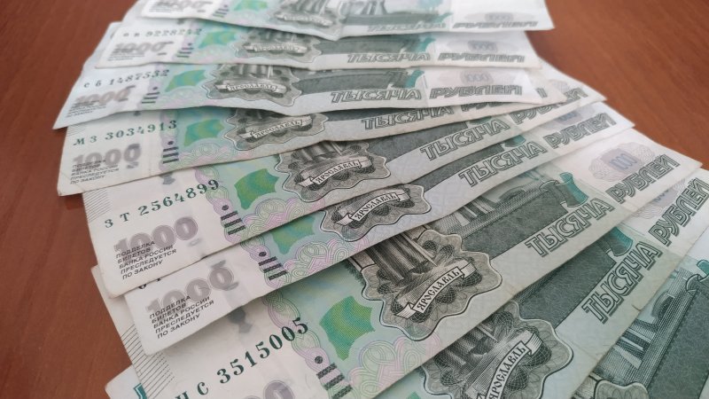 15 тысяч рублей получат российские военнослужащие, 10 тысяч – пенсионеры 