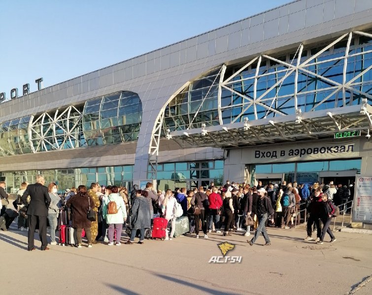 Аэропорт Толмачево обесточили в Новосибирске (ВИДЕО)