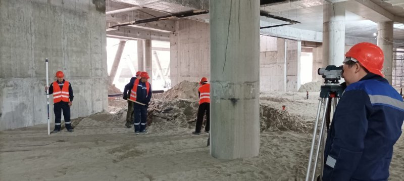 Новосибирских осужденных бросили на достройку новой ледовой арены