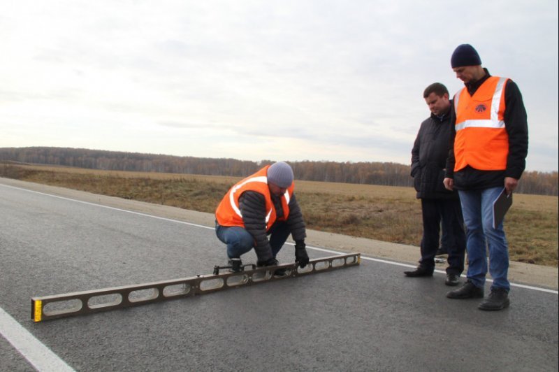 Минтранс региона заставил подрядчиков переделать 16 тысяч квадратных метров дорожного полотна по итогам проверок