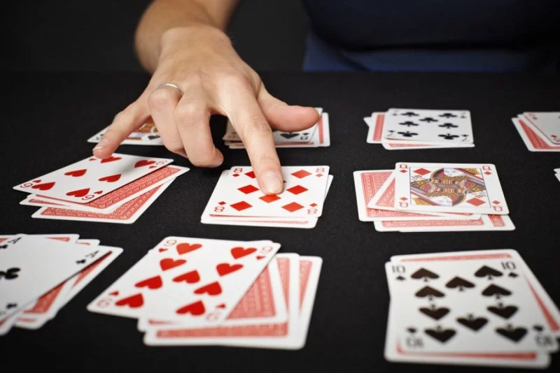 3 популярных гадания на игральных картах, касающихся любви и взаимоотношений