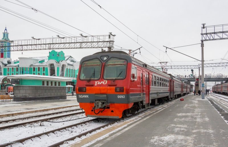 Из Новосибирска в Томск запускают ускоренный электропоезд