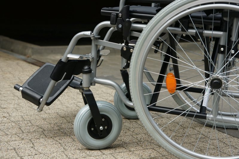 «Выпустил в меня всю обойму»: грабитель после «дела» попал в инвалидную коляску и раскаялся