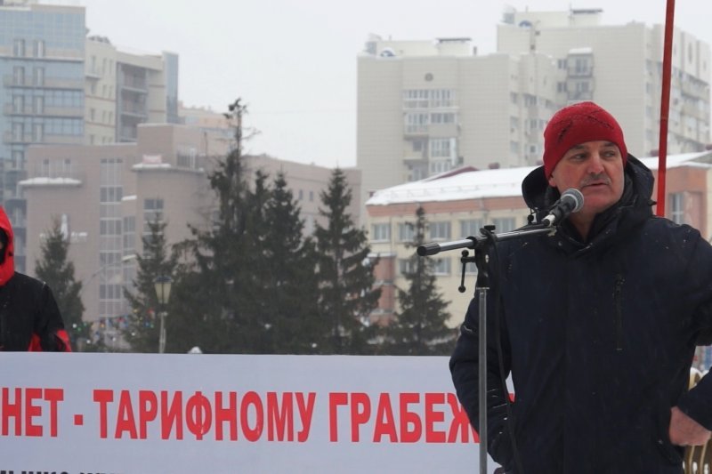 В Новосибирске полиция задержала депутата горсовета Мухарыцина после акции протеста