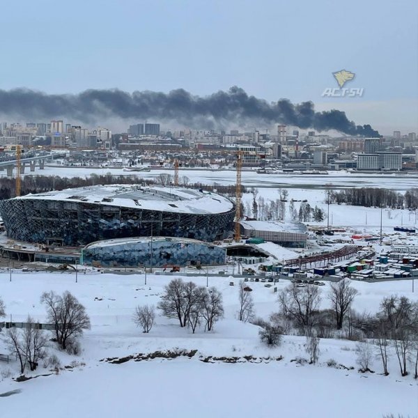 Цистерна с бензином загорелась в Октябрьском районе Новосибирска (ВИДЕО)