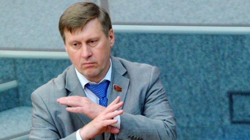 Худшим в рейтинге глав муниципалитетов стал мэр Анатолий Локоть