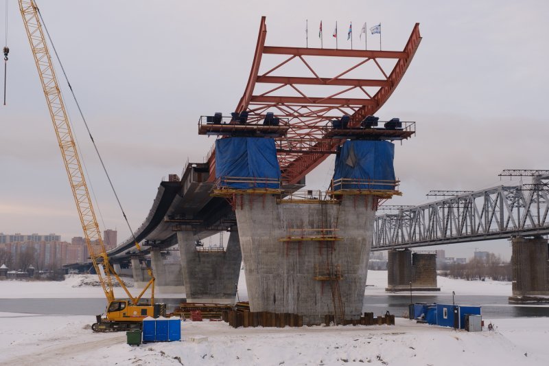 Сдачу четвертого моста в Новосибирске перенесли на сентябрь 2023 года