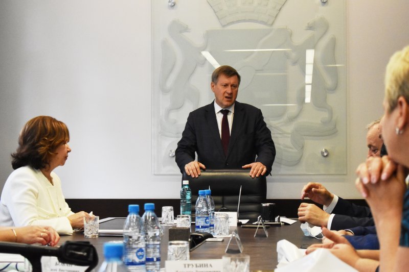 Депутат Бойко дошел до облсуда с иском о секретных премиях мэра Новосибирска Локтя