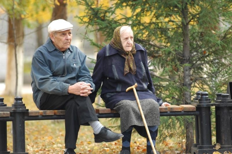 В марте 2022 года в России могут ввести продуктовые карточки для пенсионеров и малоимущих