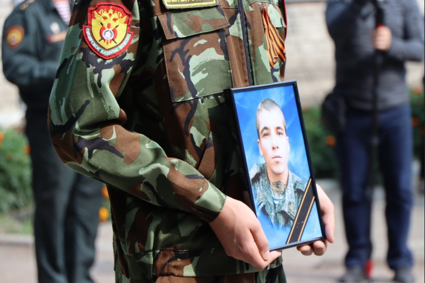Санитар-разведчик погиб на Украине во время спасения раненых бойцов