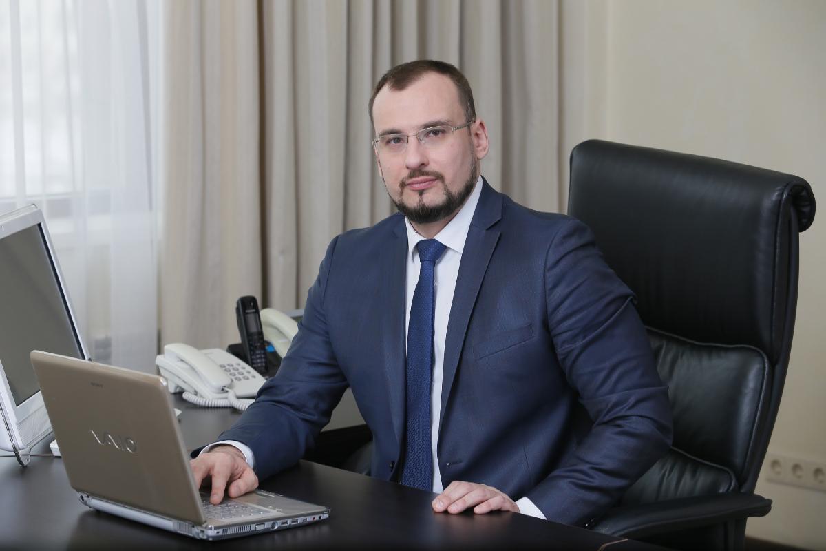 Суд отправил депутата Заксобрания Ивана Сидоренко под домашний арест по делу о мошенничестве