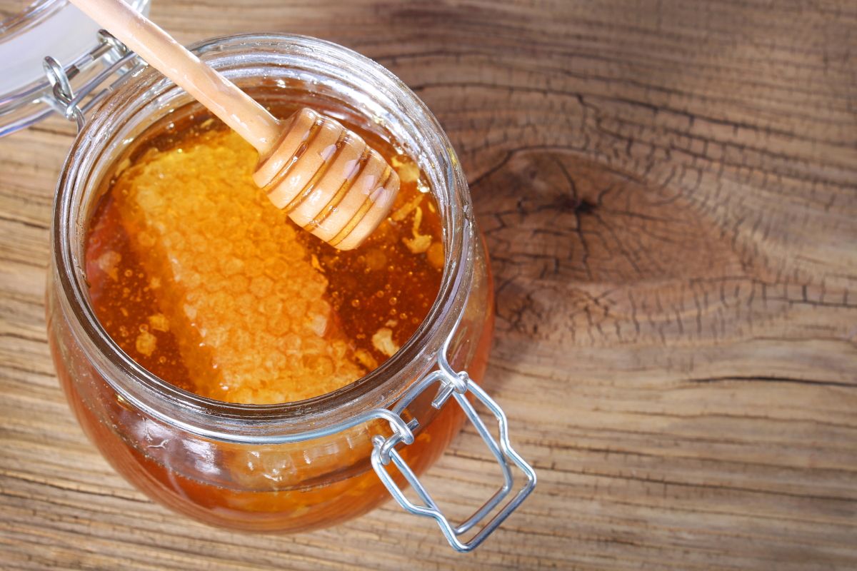 Три способа узнать, насколько чистый мед вы купили