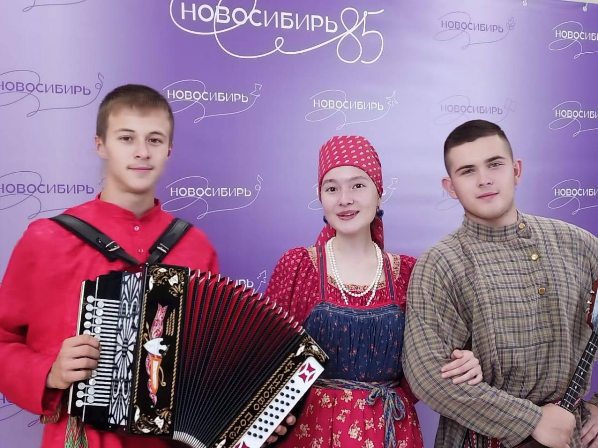 Празднование 85-летия региона началось в Новосибирской области