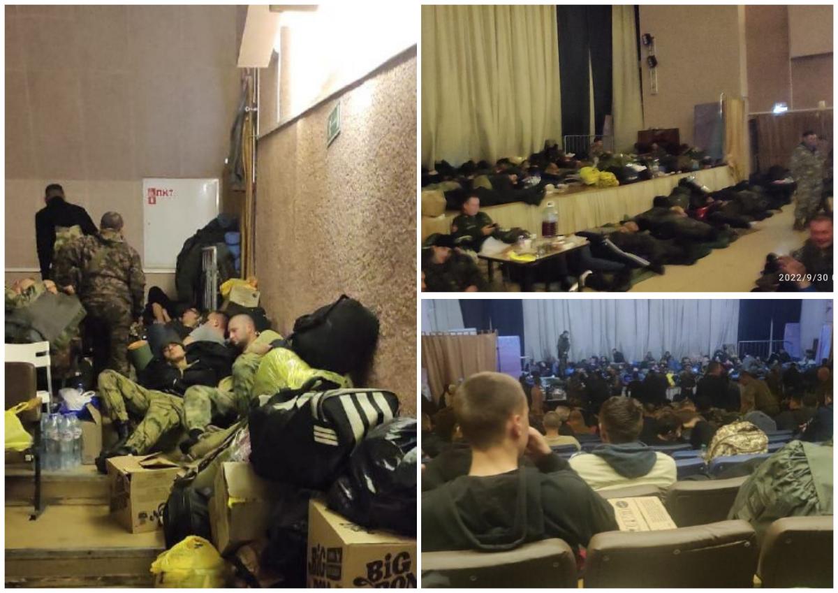Мобилизованные вповалку вынуждены спать в новосибирском Доме молодежи