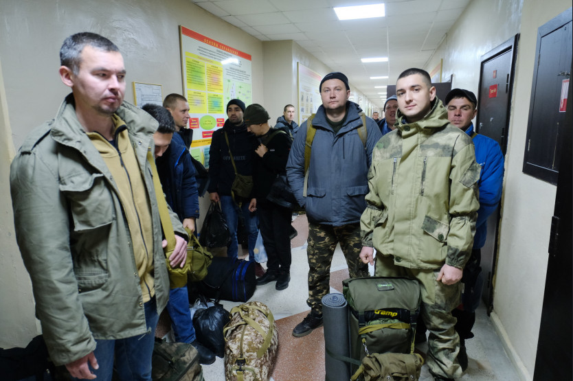 Губернатор Травников: открыт сбор помощи мобилизованным и военным в Донбассе