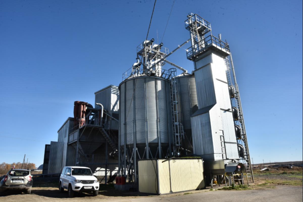 Передовой завод по производству рапсового масла и жмыха в Ордынском районе работает полностью на новосибирском оборудовании