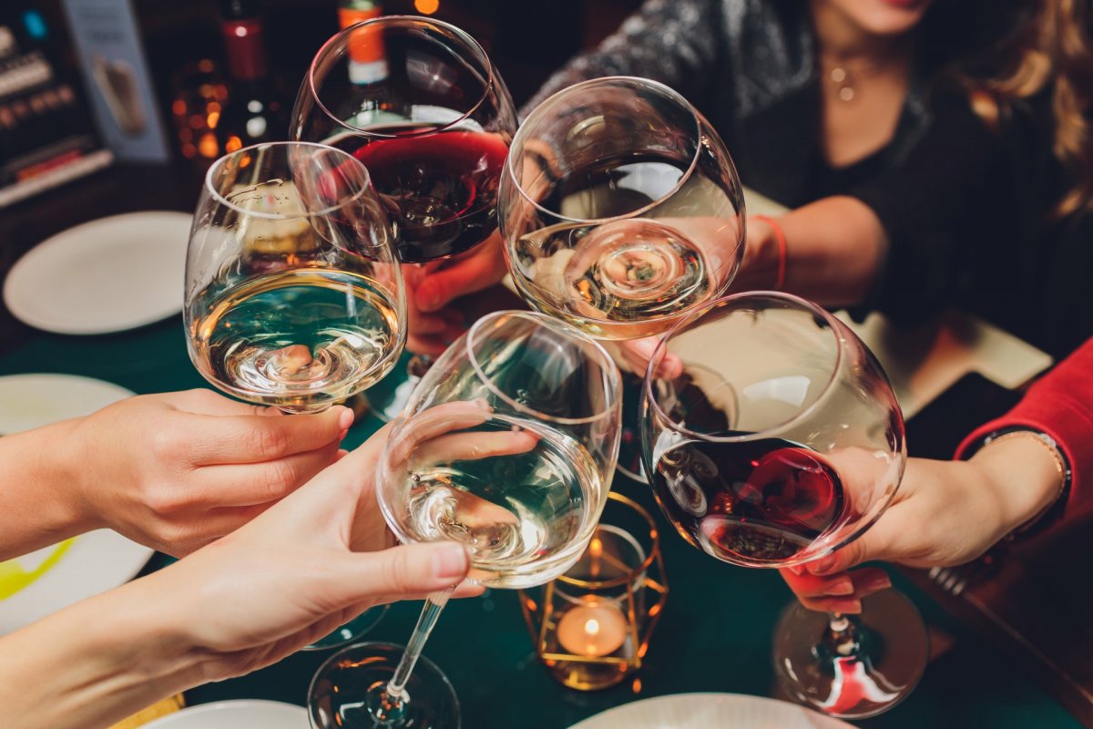 Тест: как распознать алкоголика за одно застолье