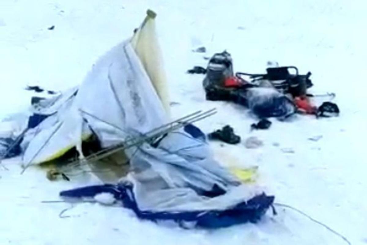 Лихач на иномарке раздавил палатку с рыбаками (ВИДЕО)