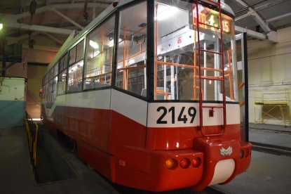 Новосибирцы замерзают в подержанных трамваях из Москвы – на покупку новых нужно 6,5 миллиарда рублей