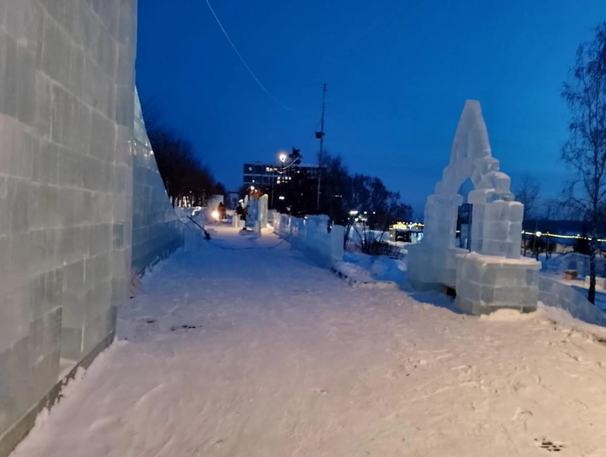 Ледовый городок открывается на Михайловской набережной