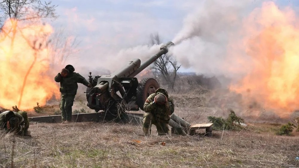 Эксперт: НАТО готовит к весне артиллерийский кулак, чем ответит Россия?