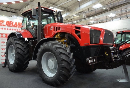 Трактор «Беларус-3522» импортозаместился на китайский дизель вместо Caterpillar