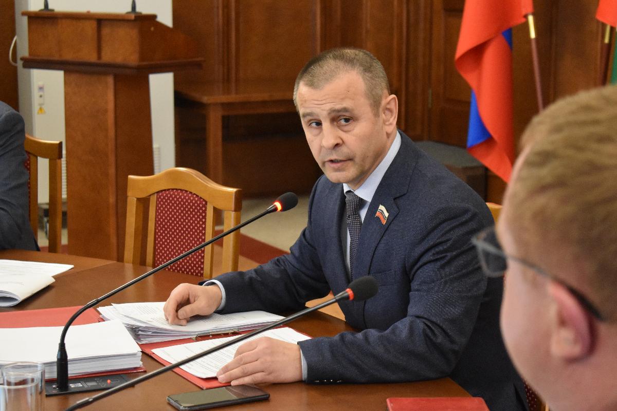 Профильный комитет Заксобрания поддержал отмену прямых выборов мэра