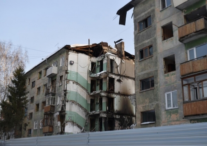 Разрушенный взрывом дом на Линейной торопятся снести в мэрии Новосибирска
