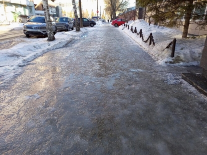 Больше тысячи новосибирцев покалечились на льду за 2 недели