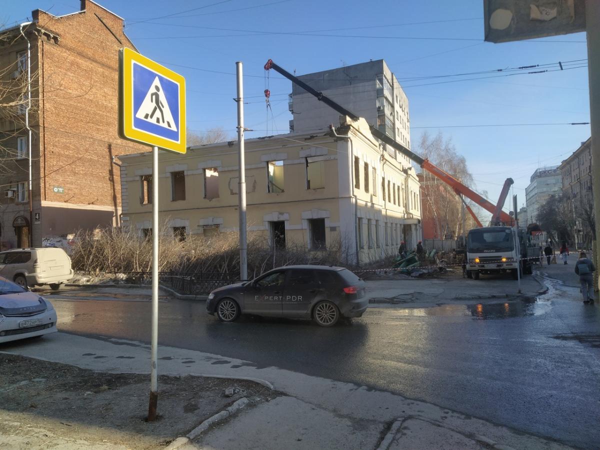 Подрядчиков на восстановление Дома Кондратюка в Новосибирске не нашлось