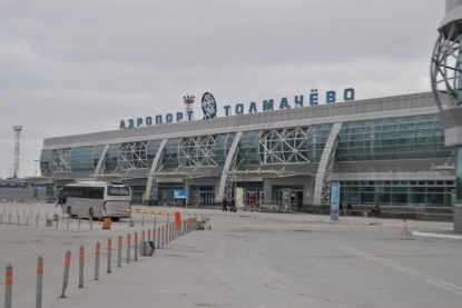 Прокуратура и СКР выясняют причины аварийной посадки самолета Тюмень-Новосибирск