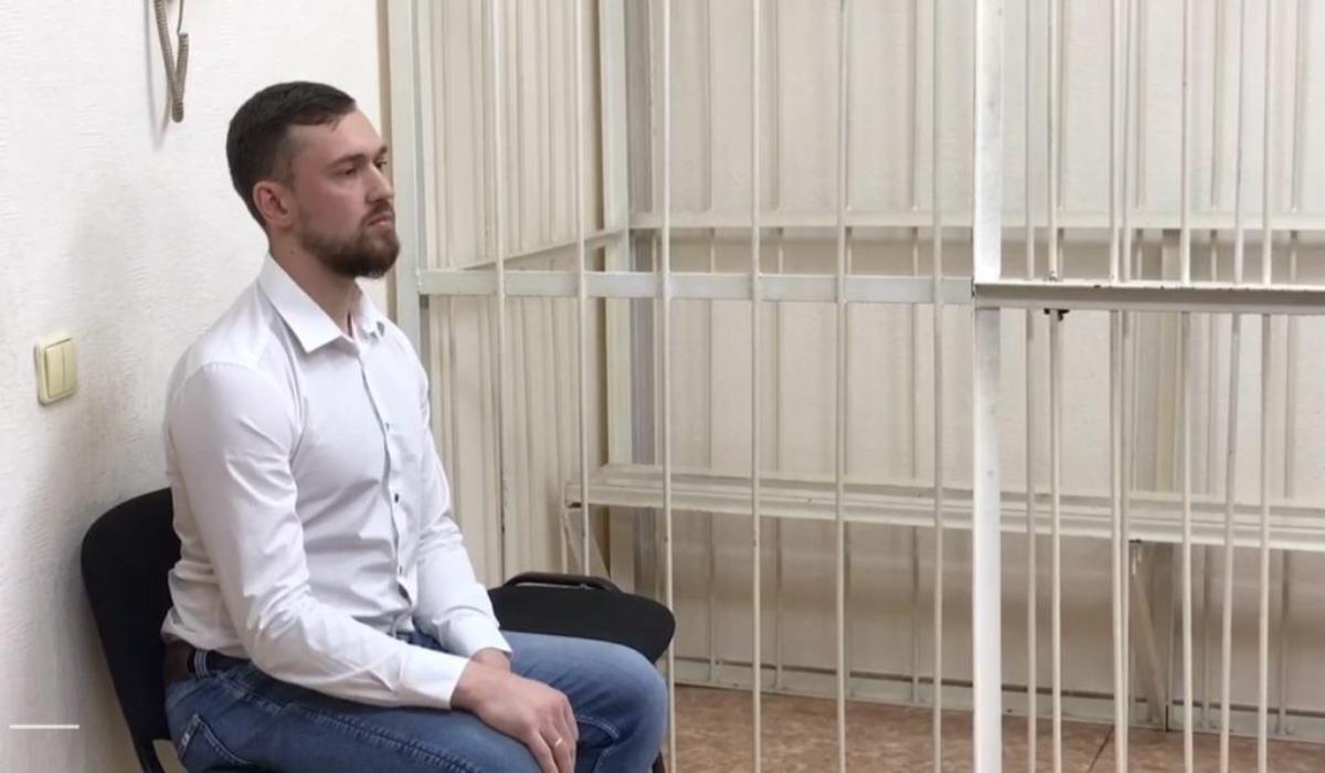 В Новосибирске депутату вынесли приговор за контрабанду ЛСД
