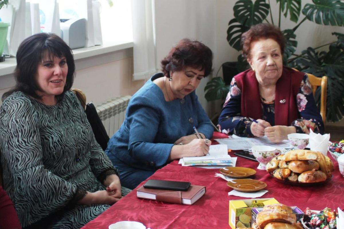 Председатель Заксобрания Новосибирской области организовал встречу с родственниками бойцов СВО