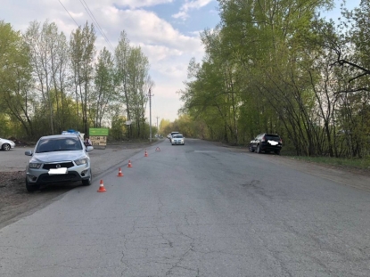 6-летний мальчик попал под машину в Новосибирске
