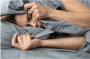Онемение рук во сне: чего не хватает вашему организму