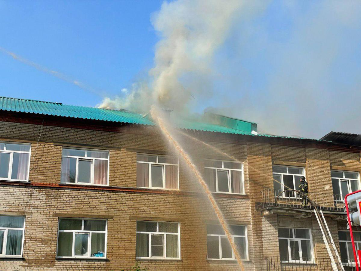 Андрей Травников поручил оперативно восстановить работу ЦКБ в Академгородке после пожара