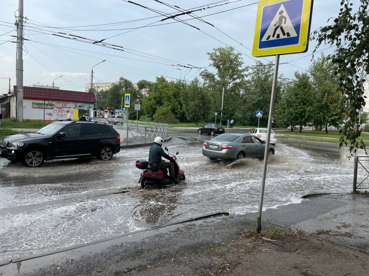 После испытания жарой и дождем новосибирцев ждет еще проверка ветром и градом