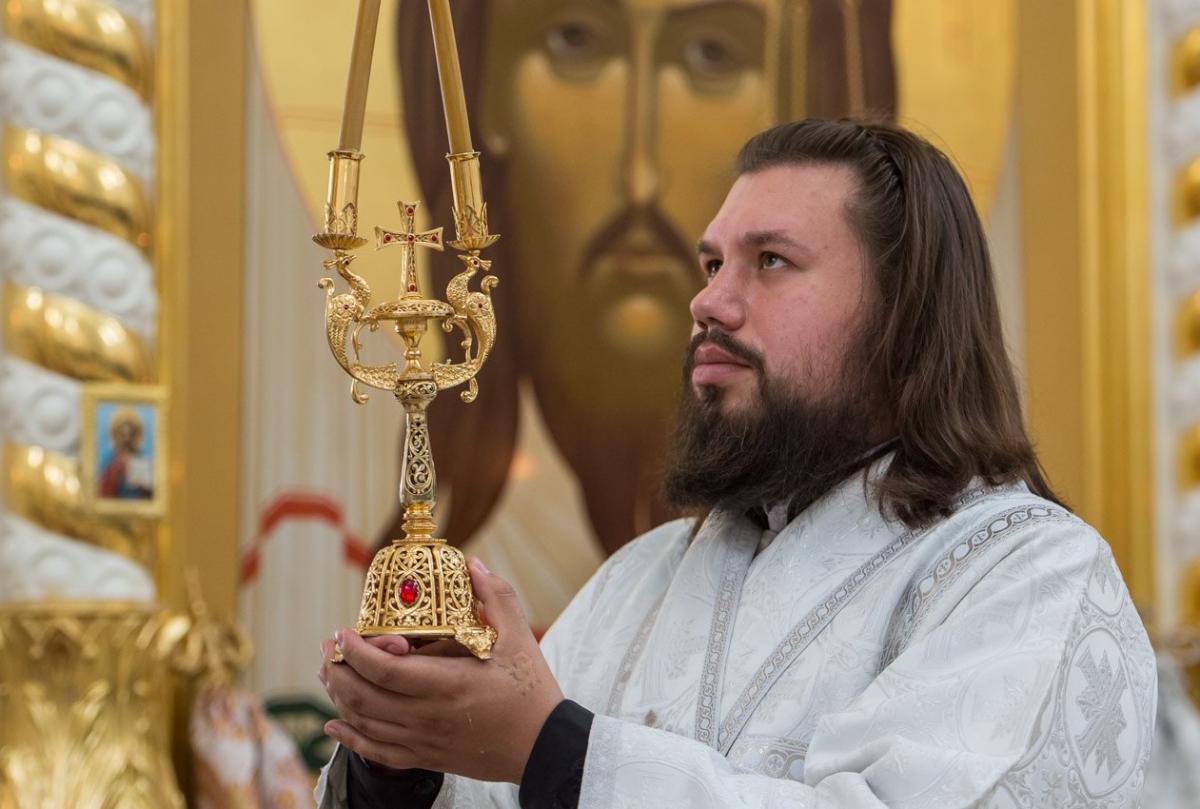 «В окопах атеистов нет»: новосибирский священнослужитель отправился в зону СВО
