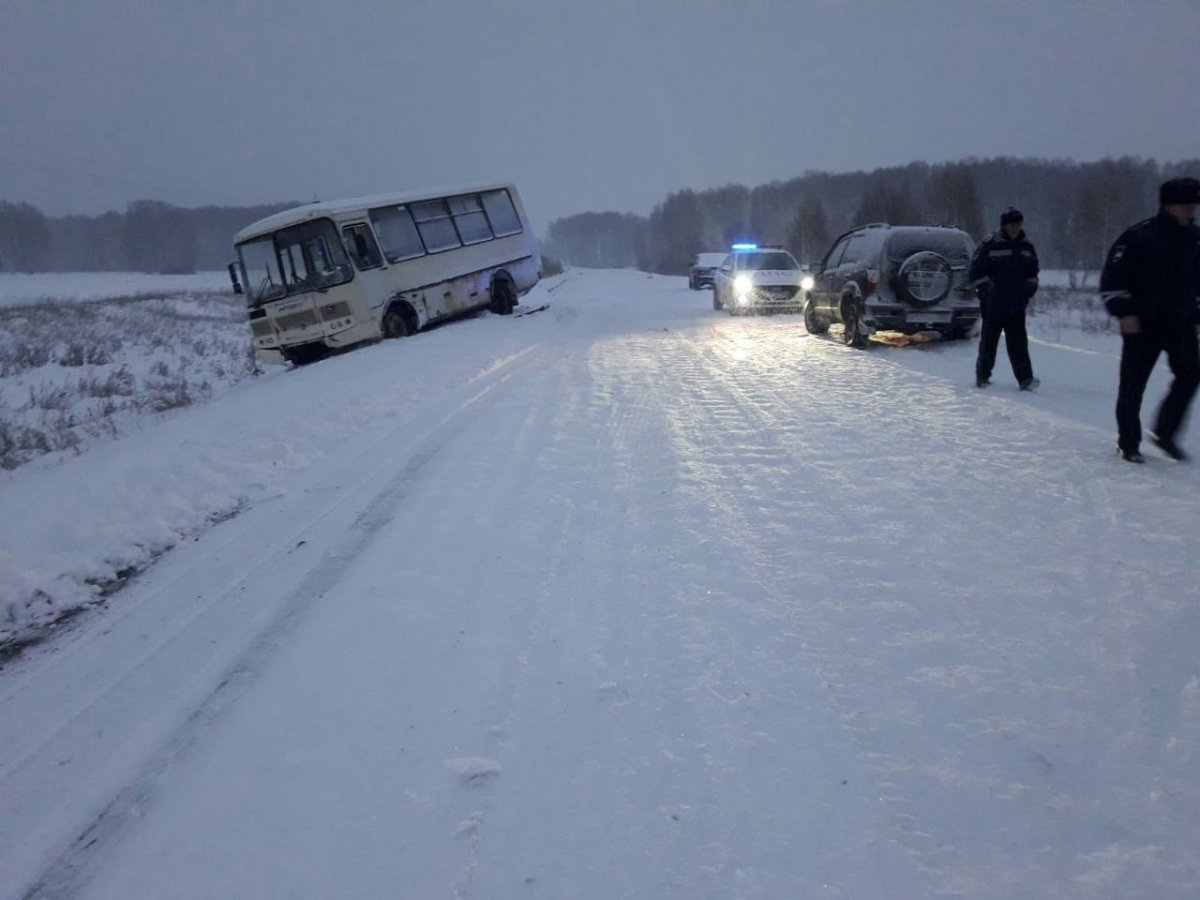 Водитель «Шевроле» пострадал в ДТП с автобусом